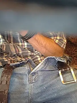 ROBERT0516's Live XXX Chat