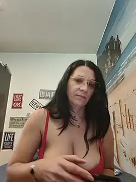 Živý XXX chat SugarDiamonds