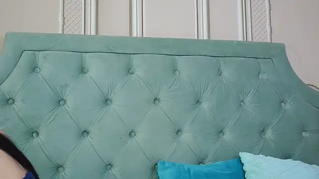 EmyGrace Adlı Modelin Canlı XXX Sohbeti
