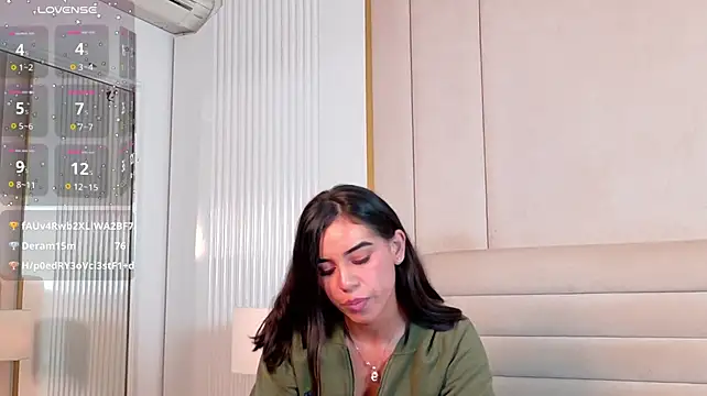Haileycabrera's Live XXX Chat