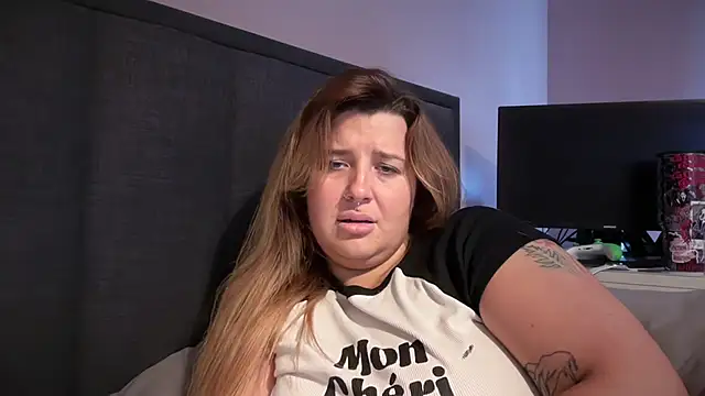 curvy_rosie69 Chat XXX live