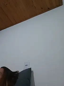 ofjuliaa XXX чат на живо