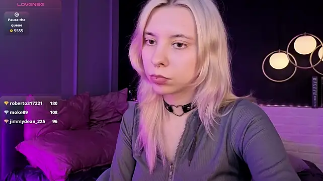 Camilla_Evers' Live XXX Chat