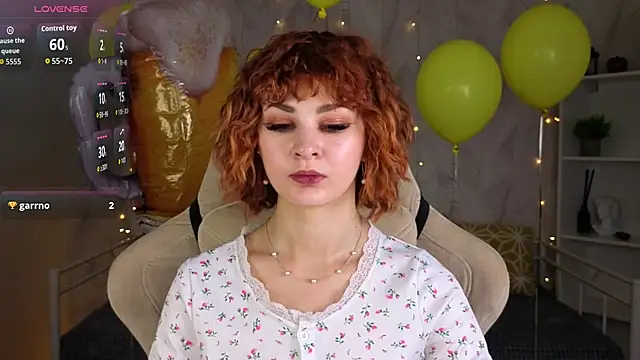 Kira__Fluffy's Live XXX Chat