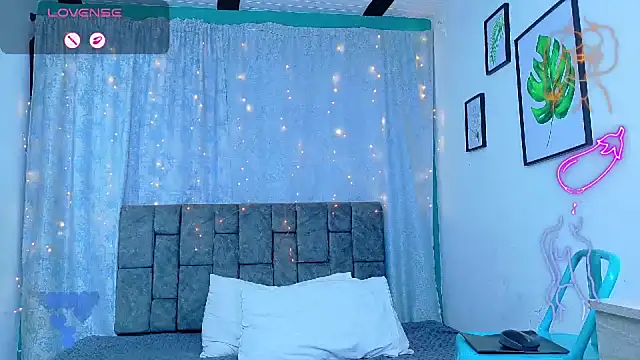 NicolasTorrez Chat XXX live