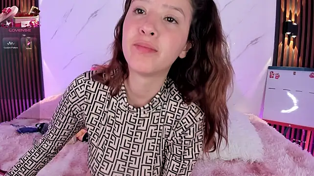 Sofi_cutieen Live XXX chat