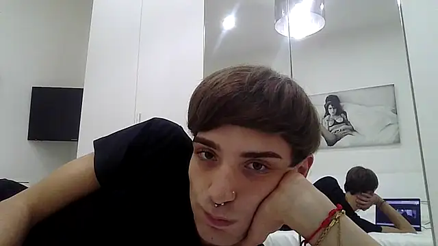 LaMaterialista Live XXX-Chat