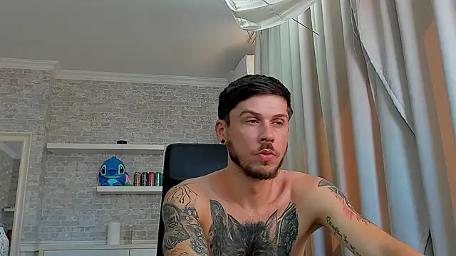 Chat +18 de JonahShaw ao vivo