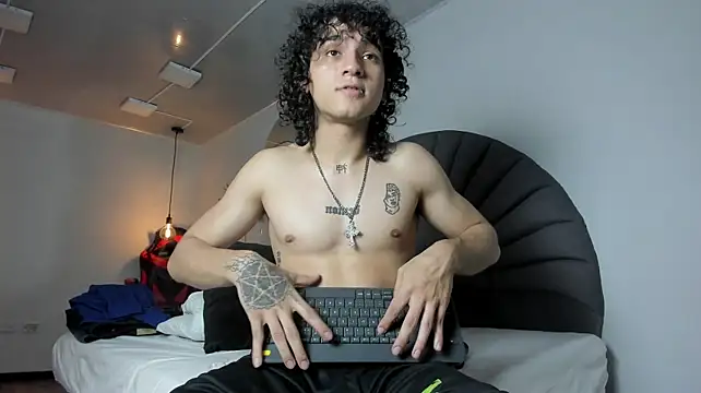 JackSavage_ – Live XXX-chat