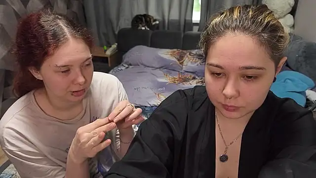 LunarCouple_ Chat XXX in diretta