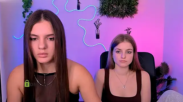 XXX chat uživo modela lisa_dark_