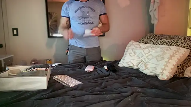 FitStacheDaddy 现场XXX聊天