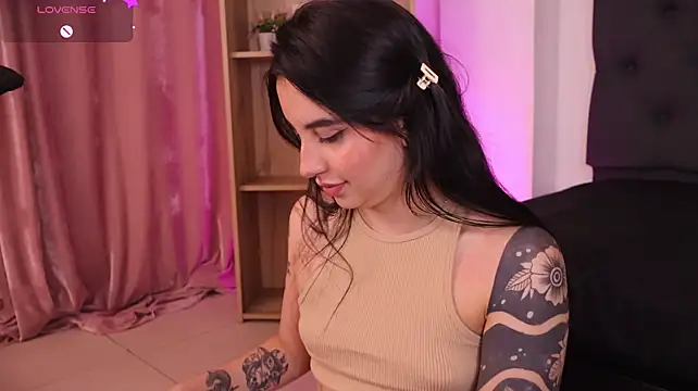 צ'אט XXX בשידור חי של kaylee_lee