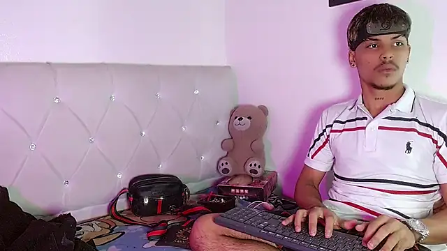 Онлайн чат XXX Angel_foxc13