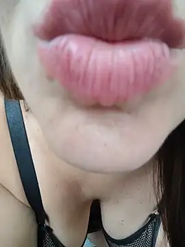 Chat XXX ao vivo de Maya_Brooke