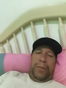 tutgfd's Webcam Show