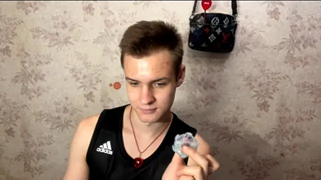 Онлайн чат XXX BigBabyMax