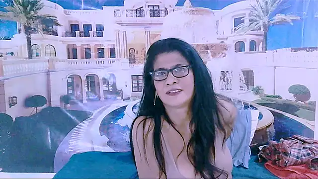 IndianAllure – Live XXX-chat