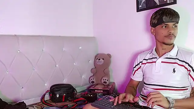 Chat XXX en directo de Angel_foxc13