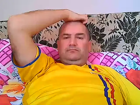 Онлайн чат XXX bambolino1978