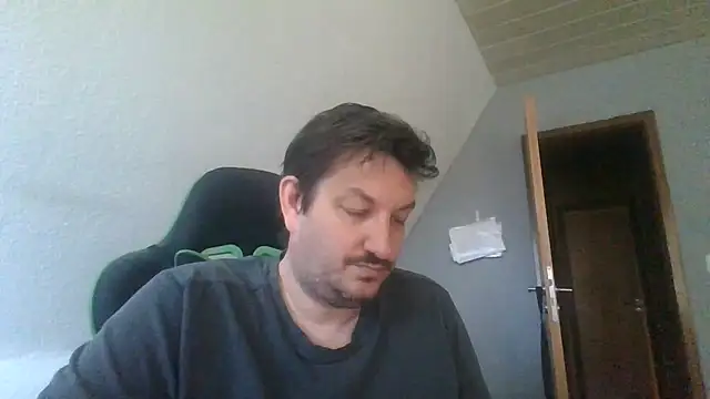 Golffahrer1982 Live XXX-chat