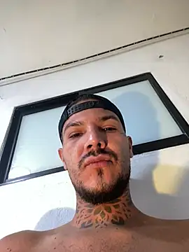 dark_obssesion's Live Chat Room
