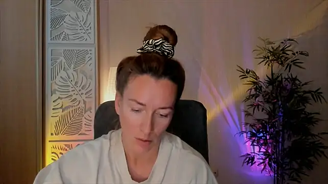 RebeccaMartinez লাইভ XXX চ্যাট