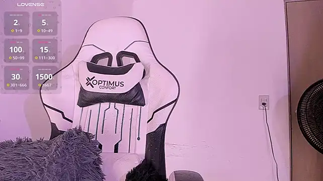 Chat XXX en directo de sarah_benjjaminn