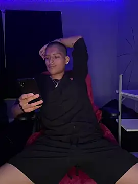 iktzx Chat XXX in diretta