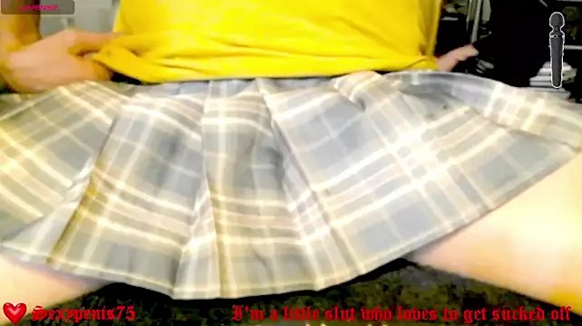 צ'אט XXX בשידור חי של sexypenis75