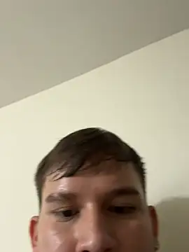 Chat +18 de damian_miller7 ao vivo