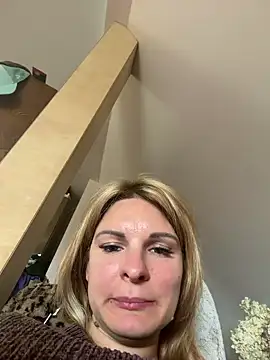 kinkysarahx's Live XXX Chat