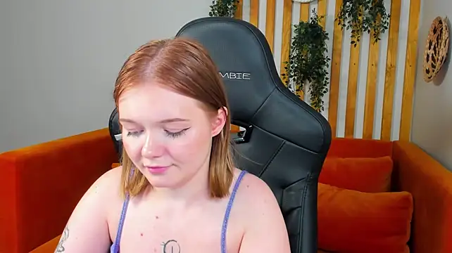 ElinaVale's Live XXX Chat