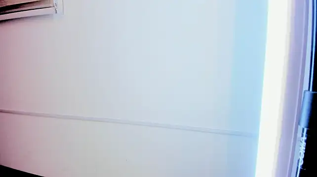 Cj_davis_ লাইভ XXX চ্যাট