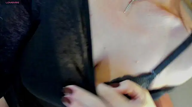 دردشة Katherine_Clark_ الجنسية المباشرة