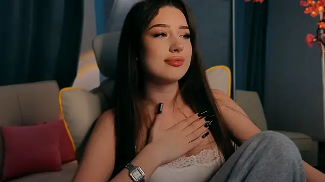 noonespyed Adlı Modelin Canlı XXX Sohbeti
