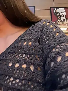 Holly_Play 现场XXX聊天