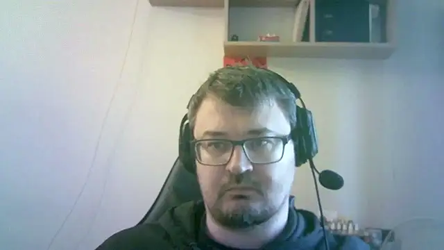 Živý XXX chat SirAbuser