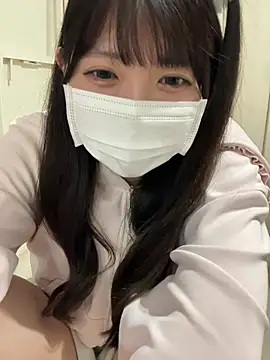 y-u-r-a-33 Show Webcam