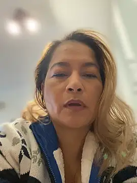 Chatroom XXX en direct de Jlo_69