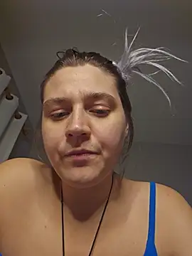 XXX chat uživo modela ScarletsWeb