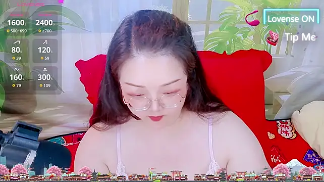 Angel99ecup Adlı Modelin Canlı XXX Sohbeti