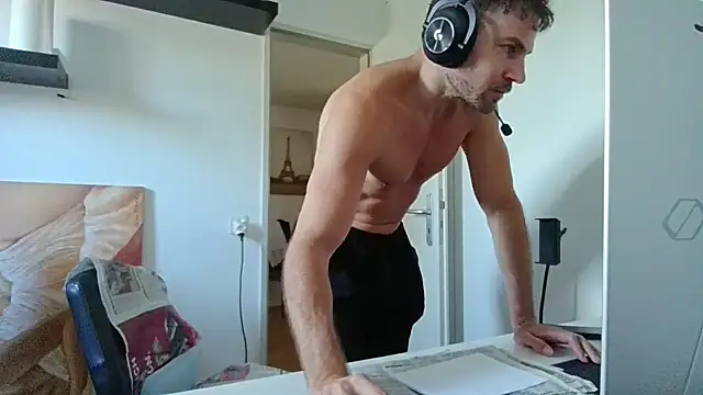 alpha-hunk Live XXX-chat