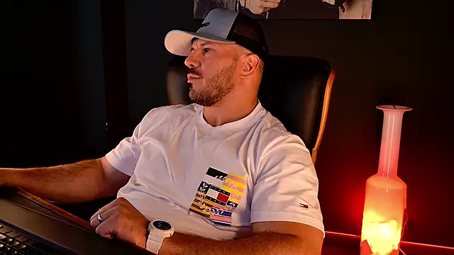 Chat +18 de AngeloEric ao vivo