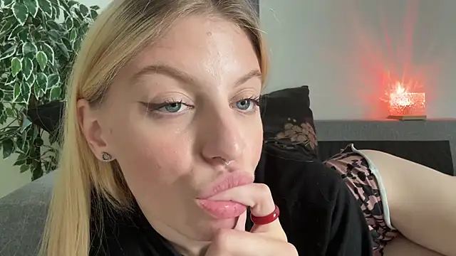 Chatroom XXX en direct de Fanny_Fresh
