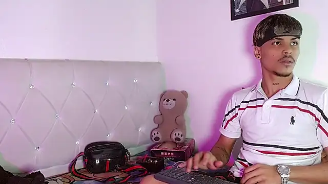 Chat XXX ao vivo de Angel_foxc13