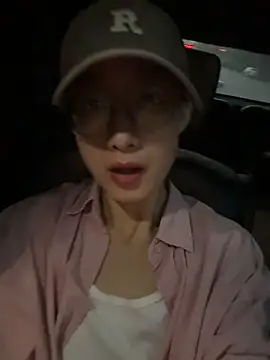 weiwei103 Chat XXX live