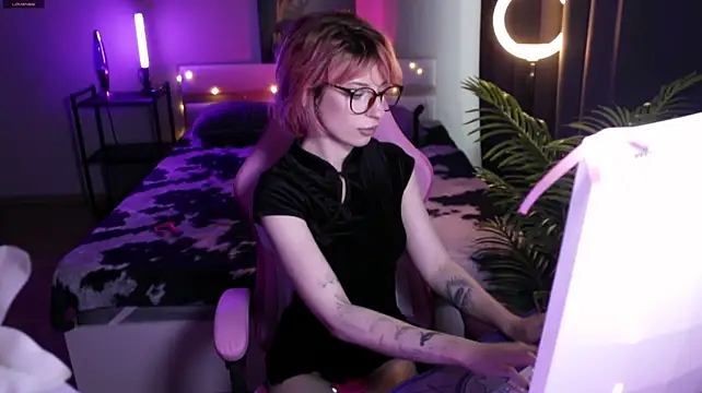 _Moonlight_t's Live XXX Chat