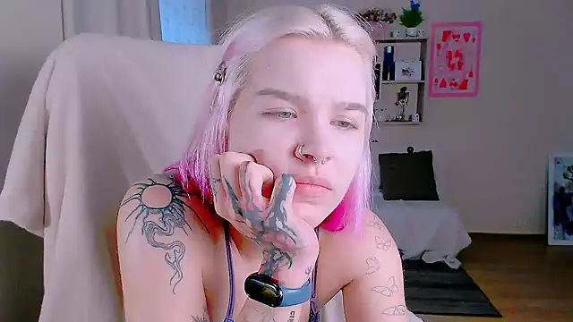 Hot_Blonda's Live XXX Chat