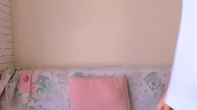 Chat +18 de ElleLuv_ ao vivo